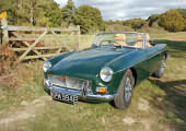 MGB GT 